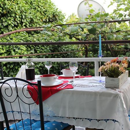 La Deka Guesthouse Лагодехи Екстериор снимка