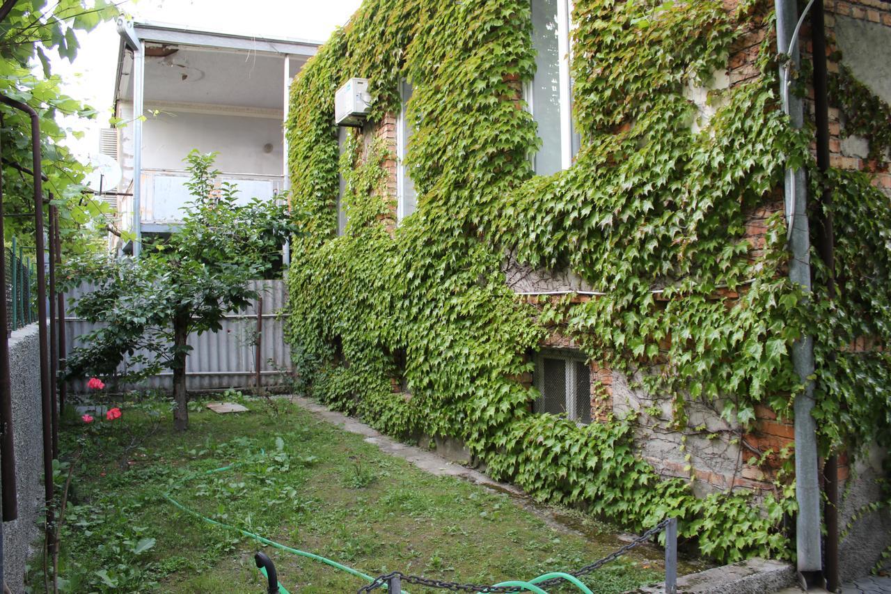 La Deka Guesthouse Лагодехи Екстериор снимка