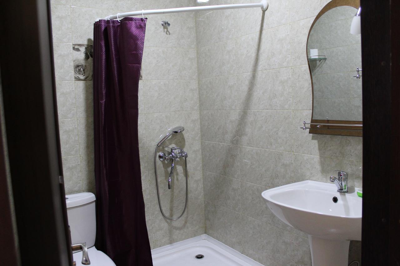 La Deka Guesthouse Лагодехи Екстериор снимка