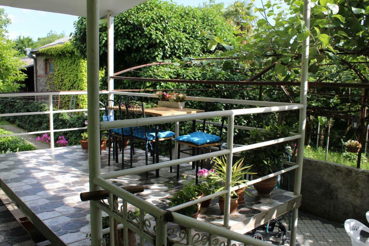 La Deka Guesthouse Лагодехи Екстериор снимка